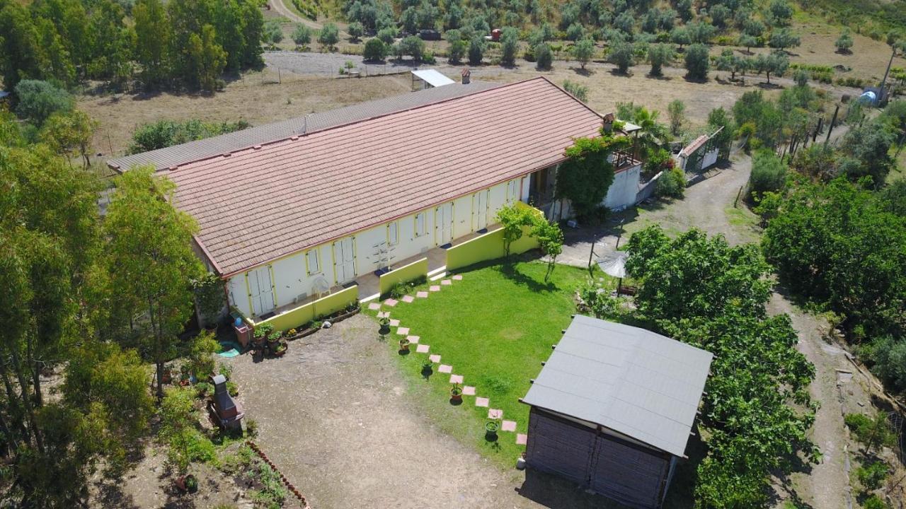 Il Girasole Alloggio Villa Fluminimaggiore Luaran gambar